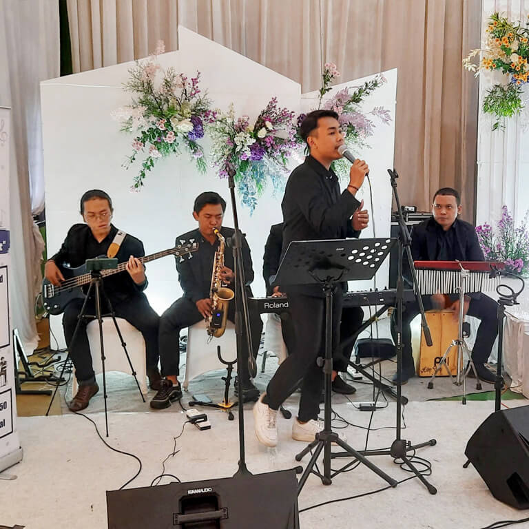 Wedding Party Gedung Serba Guna Kebonsari with Treemusic