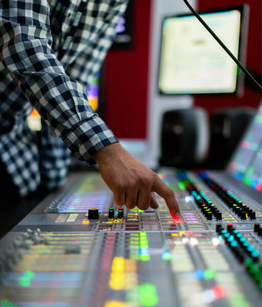 Syarat Menjadi Sound Engineer