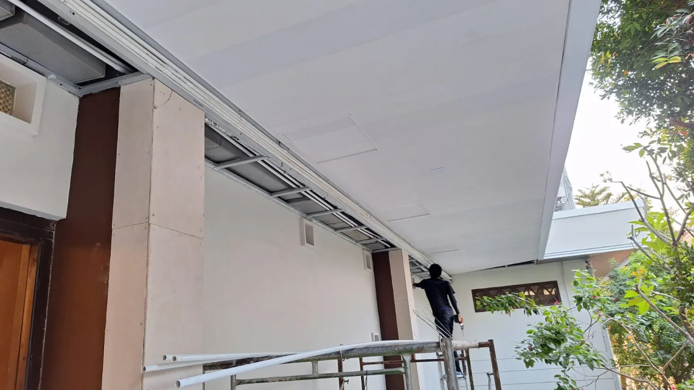 Cable containment along the side corridor of the church.